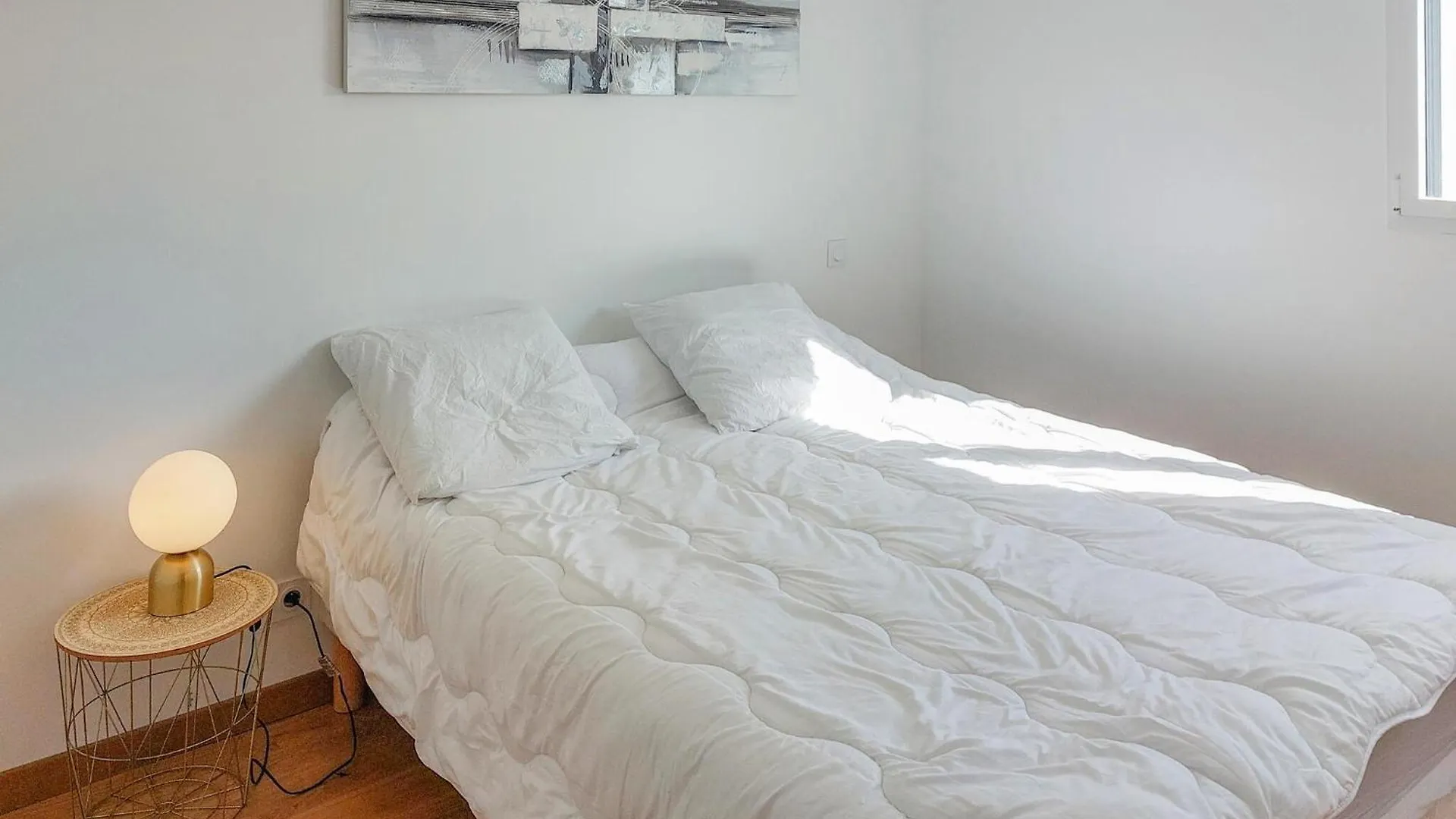 Beautiful Home In Santec With Wifi France