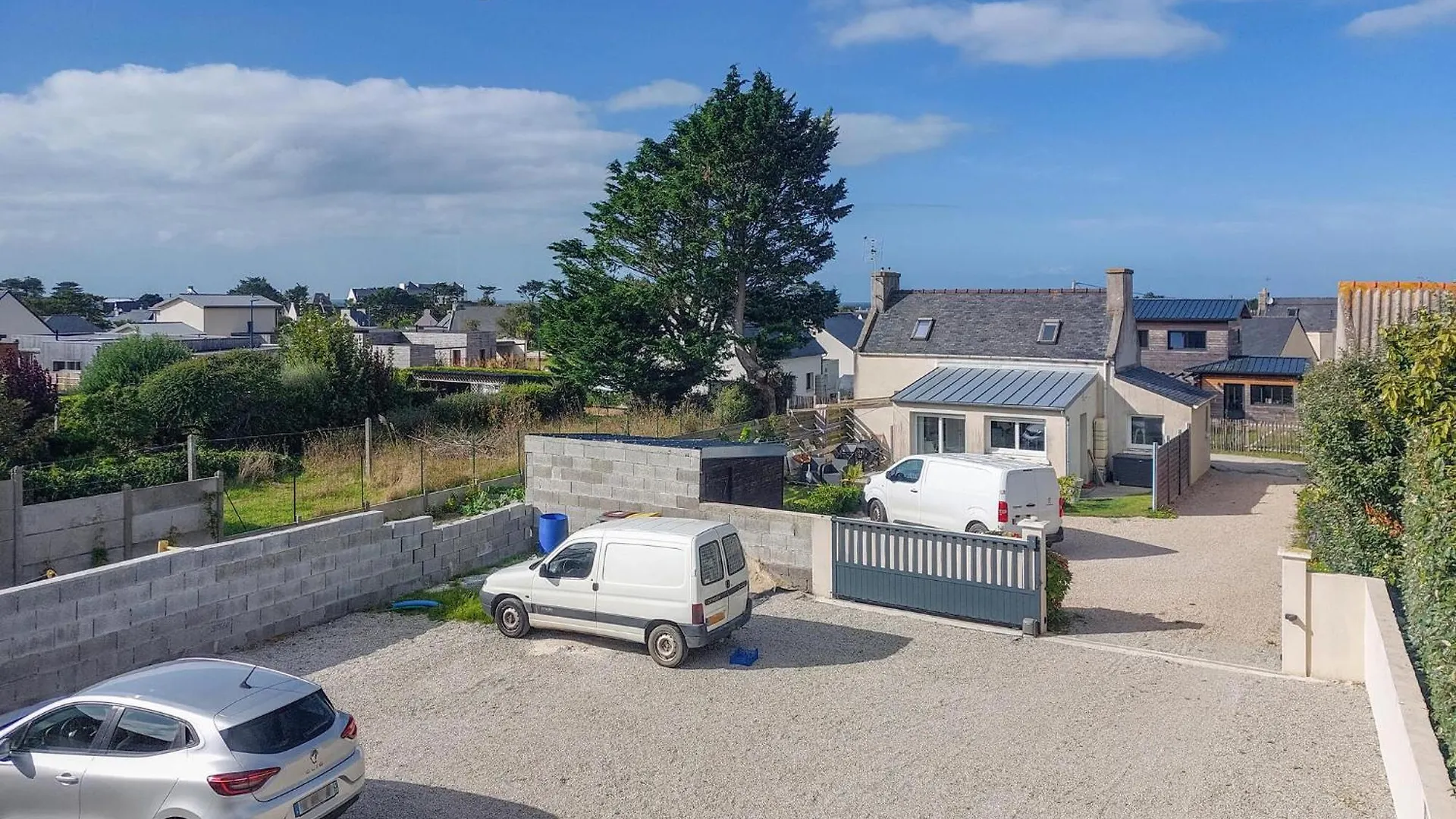 Beautiful Home In Santec With Wifi France