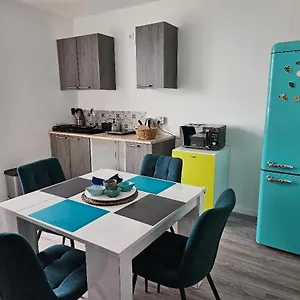 Maison d'hôtes 2 à 4 Personnes Vue à Au Pied De La Du Dossen Vue, Santec